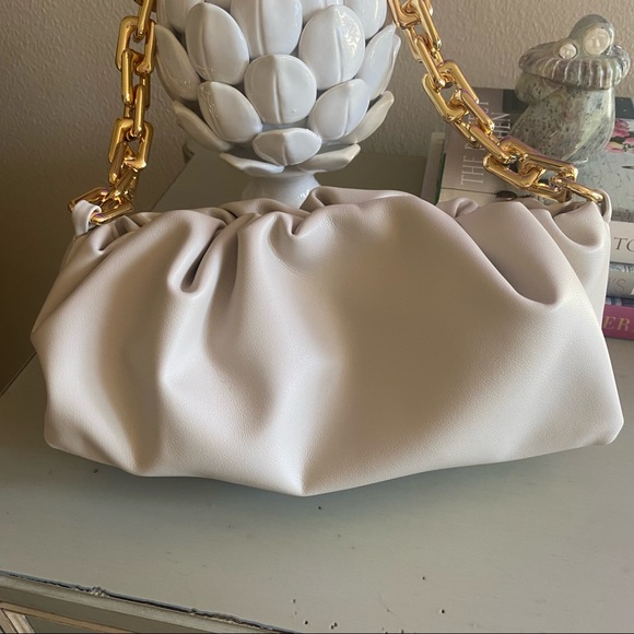 Handbags - Chain Pouch Clutch Bag